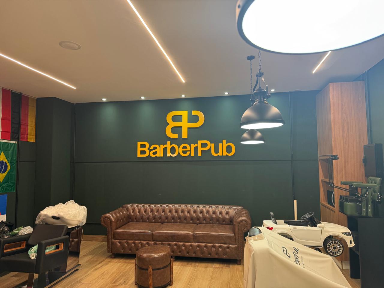 Barber Pub